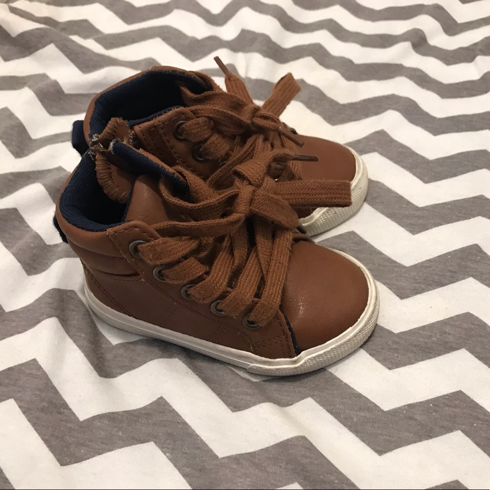 Baby boy shoes size 4